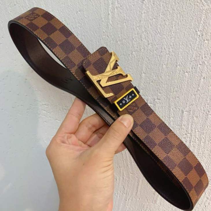 Picture of Louis Vuitton Belts _SKUfw222507677fw